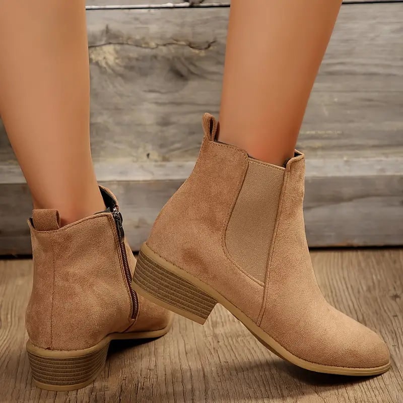 Chelsea Boots in Beige mit elastischem Einsatz 3