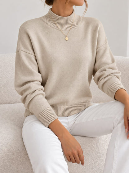 Damenpullover mit Stehkragen in Beige
