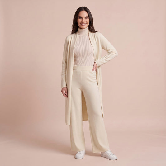 Lounge Set Damen dreiteilig aus Strick in Creme