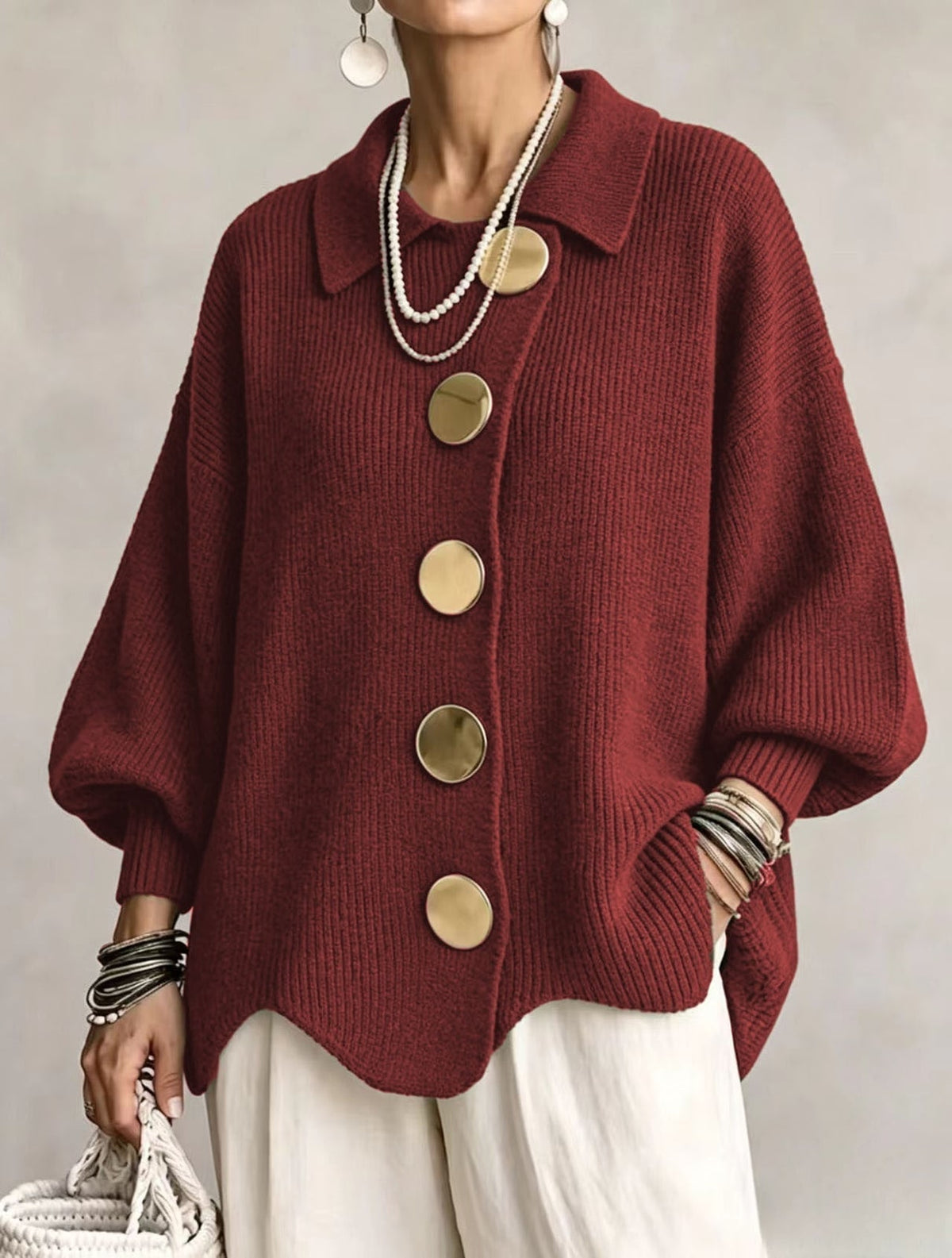 Oversized Cardigan in Rot mit Goldknöpfen 8