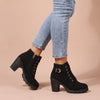 Schwarz