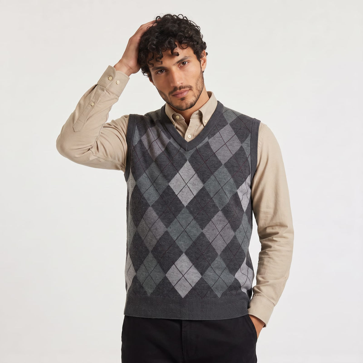 V-Ausschnitt Pullover mit Argyle-Muster in Dunkelgrau